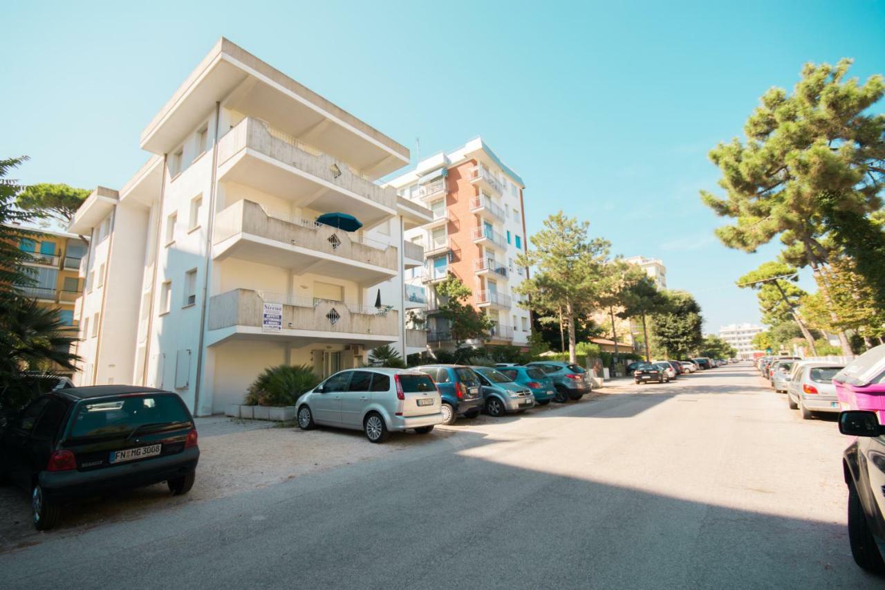 לידו דליי אסטנסי Sirena Apartments מראה חיצוני תמונה